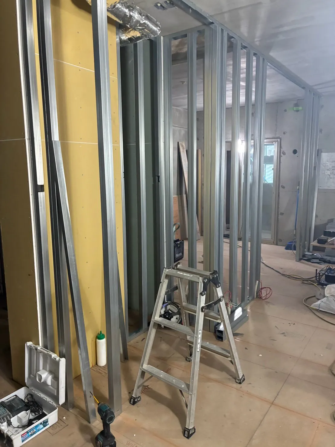 進行中のコンストラクション✨🏗️