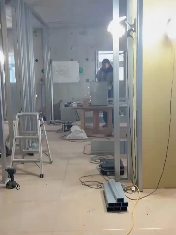 進行中のコンストラクション✨🏗️